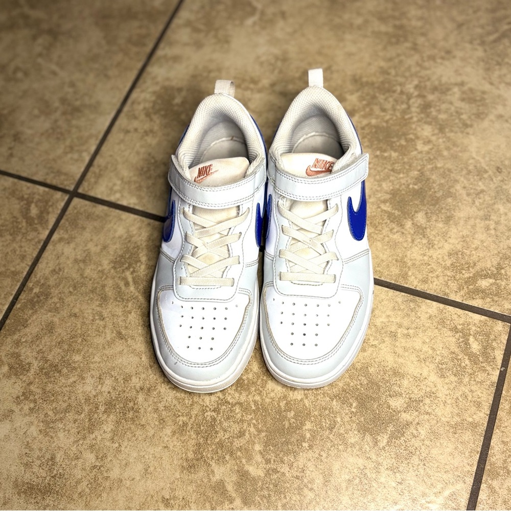Nike Kids White and Royal Blue Sneakers